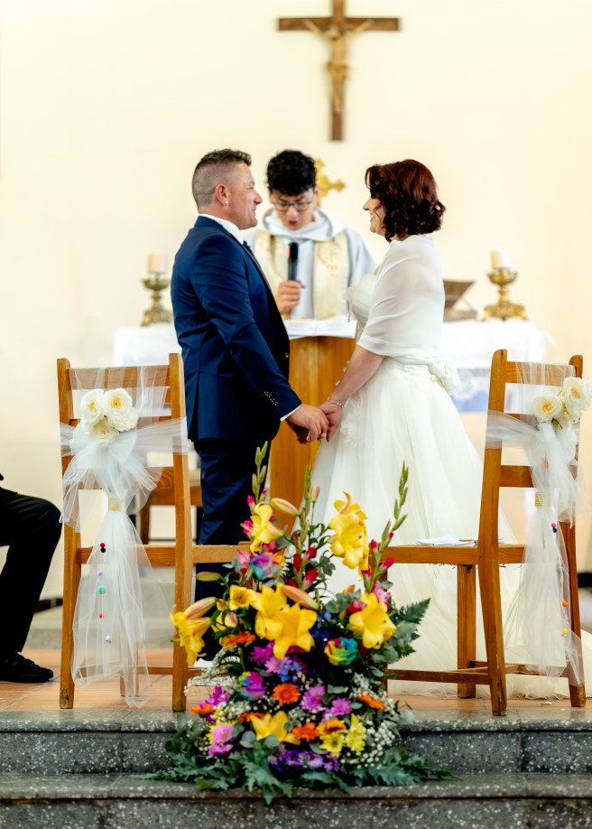 mariage montclar église seyne les alpes mariés chabanon vallée de la blanche