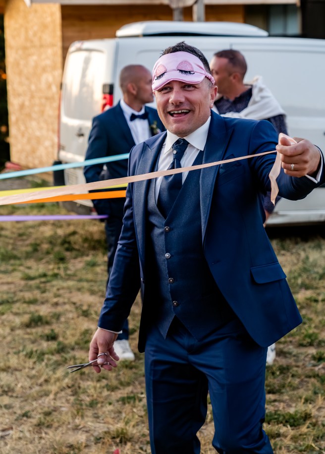 marié coucher de soleil chabanon jeu du ruban mariage