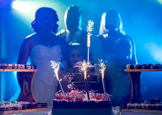 gâteau des mariés mariage chabanon vallée de la blanche